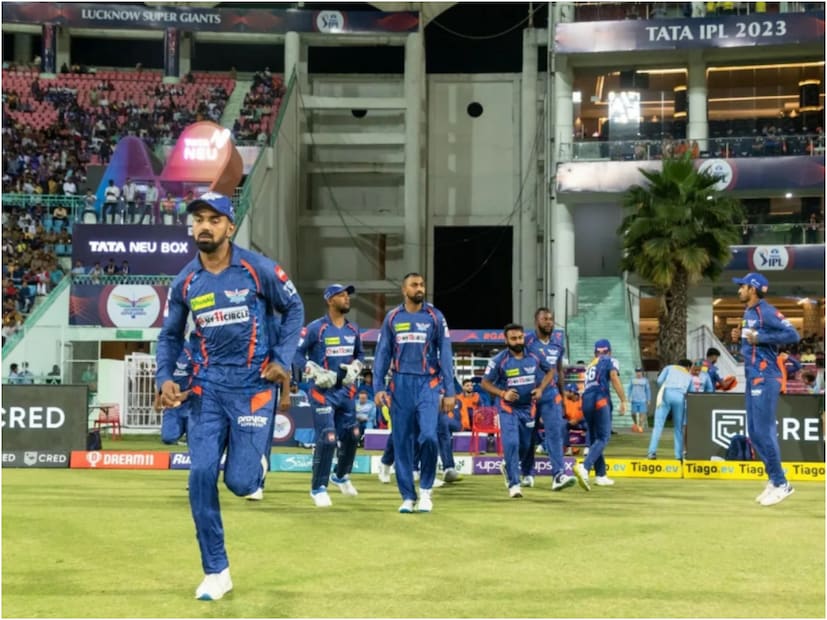 লখনউ সুপার জায়ান্টস আইপিএলের নতুন দলগুলির মধ্যে অন্যতম। ২০২২ সালে গুজরাত টাইটান্স ও লখনউ সুপার জায়ান্টস একসঙ্গে আইপিএলে যাত্রা শুরু করেছিল। এই নিয়ে তাদের তৃতীয় মরশুম।