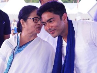 নারী ক্ষমতায়ন থেকে ১০০ দিনের কাজ, নানা ঘোষণা থাকতে চলেছে তৃণমূলের ইস্তেহারে (File Photo)