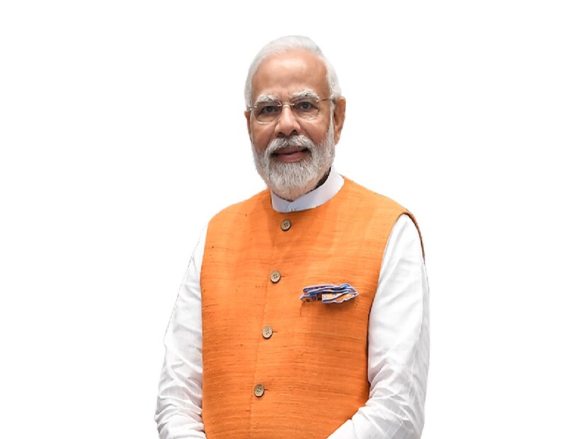 এর আগে বলিউড তারকা অক্ষয় কুমার যখন প্রধানমন্ত্রী মোদির সাক্ষাৎকার নিয়েছিলেন, সেই সময় তাঁর প্রশ্নের জবাবে প্রধানমন্ত্রী নরেন্দ্র মোদি বলেছিলেন যে তিনি দিনে মাত্র সাড়ে তিন থেকে চার ঘণ্টা ঘুমোন। দিনের বাকি সময়ে তিনি ১৮ ঘণ্টা কাজ করেন। Photo- File