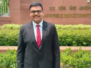 তিন বারের প্রচেষ্টায় IAS হওয়ার স্বপ্নে সফল হলেন