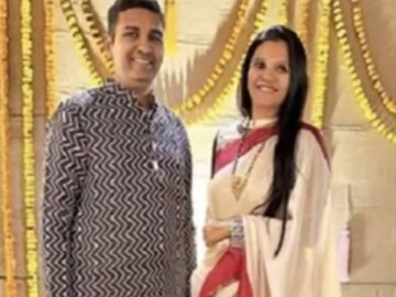 এখন তাঁরা মুক্তির সন্ধানে পরিব্রাজনে যাবেন