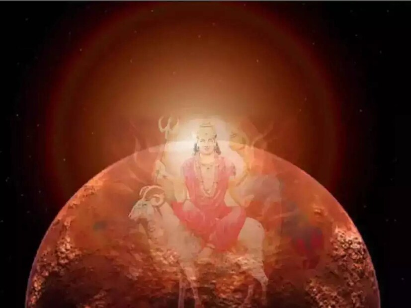 কন্যা রাশি: বুধের অবস্থার পরিবর্তন কন্যা রাশির জন্য সবচেয়ে অশুভ। সঙ্গীর সঙ্গে বিবাহিতদের বিবাদ বাড়তে পারে। ঘরের বাইরেও সমস্যা বা হাতাহাতি হতে পারে। পুরনো শত্রু আপনাকে সমস্যায় ফেলতে পারে।