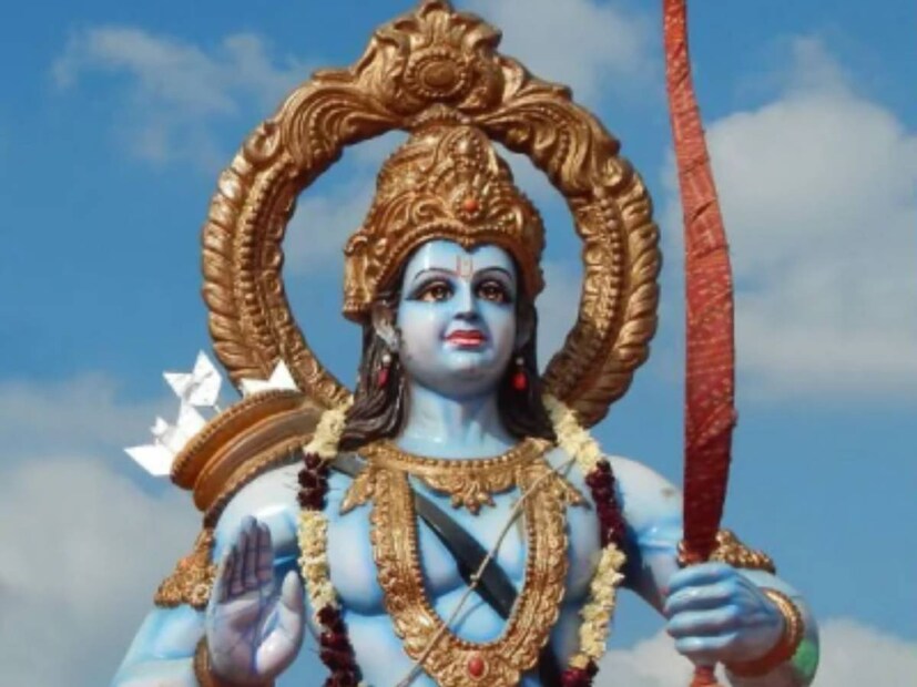রাম নবমীর দিনে ভুল করেও রসুন, পেঁয়াজ, মাংস, মদ ইত্যাদি খাবার গ্রহণ না করাই ভাল। এই কারণে ভগবান রাম ক্রুদ্ধ হতে পারেন এবং আপনার জীবনে আসা সুখ ও সমৃদ্ধি শেষ হয়ে যেতে পারে।