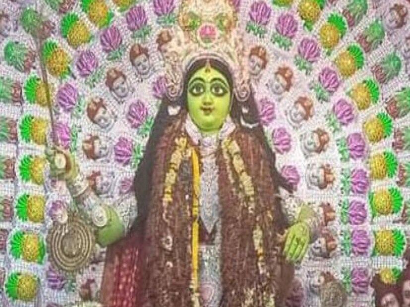প্রতি বছর দোলপূর্ণিমার পরে কৃষ্ণপক্ষের সপ্তমী ও অষ্টমী তিথিতে শীতলাদেবীর পুজো করা হয়৷ এ বছর আজ, সোমবার পালিত হবে শীতলা সপ্তমী৷ আগামিকাল, মঙ্গলবার উদযাপিত হবে শীতলা অষ্টমী৷