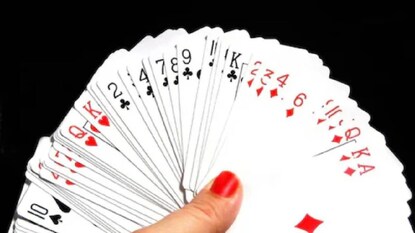 দৃষ্টি বিভ্রম বা অপটিক্যাল ইলিউশনের ধাঁধা: ডায়মন্ড কার্ডের ৮-এর মধ্যে লুকোনো বিষয়টির হদিশ কি পেলেন? দৃষ্টি বিভ্রম বা অপটিক্যাল ইলিউশনের ধাঁধা: ডায়মন্ড কার্ডের ৮-এর মধ্যে লুকোনো বিষয়টির হদিশ কি পেলেন?