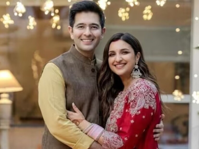 নায়িকার এই পোস্টে মা হওয়ার গুঞ্জনে ইতি টানলেন প্রিয়াঙ্কার তুতো বোন পরিণীতি। ঢিলেঢালা পোশাক পরা মানেই মা হতে চলেছেন তিনি, এমন খবরকে সম্পূর্ণ গুঞ্জন সাব‍্যস্ত করলেন আপ নেতার স্ত্রী।