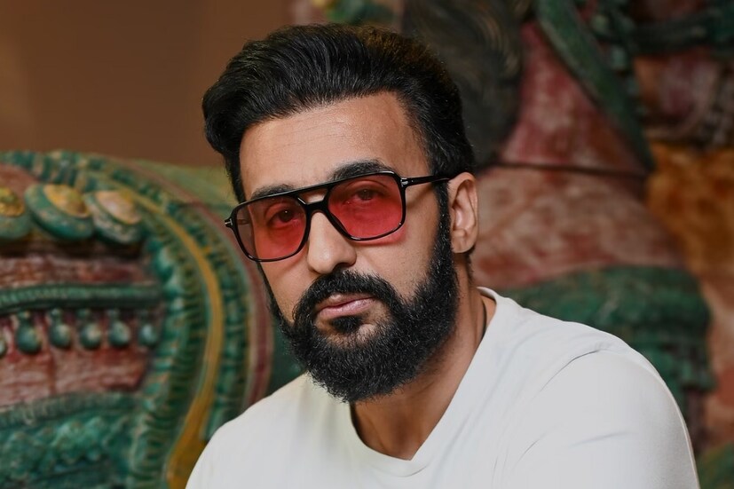 রাজ কুন্দ্রার নামে অন্যান্য মামলা: পর্ন র‍্যাকেট চালানোর অভিযোগে ২০২১ সালে রাজ কুন্দ্রাকে গ্রেফতার করে মুম্বই পুলিশ। তাঁকেই এই চক্রের মাথা বলে অভিযোগ করা হয়েছিল। তাঁর বিরুদ্ধে গুরুতর অভিযোগ করেছিলেন পুনম পান্ডে, শার্লিন চোপড়া, সাগরিকা সোনা সুমনের মতো মডেল এবং অভিনেত্রীরা।