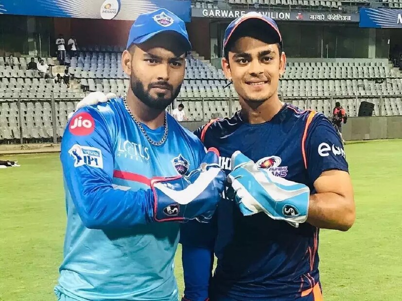 উর্বশীকে সেই ইন্টারনেট ইউজার বলেন, আপনি পন্থের কথা ভুলবেন না। ও আপনাকে খুব সম্মান করে। পন্থ আপনাকে ভাল রাখবে। আপনি কি ওকে বিয়ে করবেন?