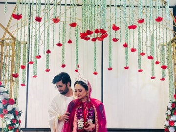ছেলে রিয়ানকে কোলে নিয়েই বিয়ে সারলেন রূপাঞ্জনা!