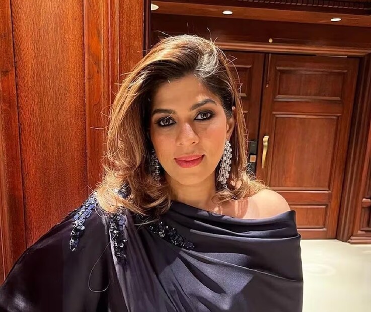 পুজা দাদলানির বাড়ির ইন্টিরিয়র ডেকরেশন করে দিয়েছিলেন গৌরি খান। শাহরুখের যাবতীয় কাজ তিনি একা হাতে সামলান বলেই শোনা যায়।
