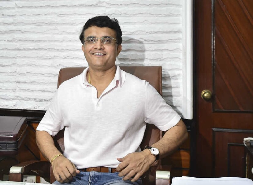 সৌরভ আরও বলেন, বুদ্ধদেব ও মমতা বন্দ্যোপাধ্যায়ের মধ্যে একটা মিল রয়েছে। তাঁরা দুজনেই খুব সাদামাঠা জীবন যাপন করেন। 