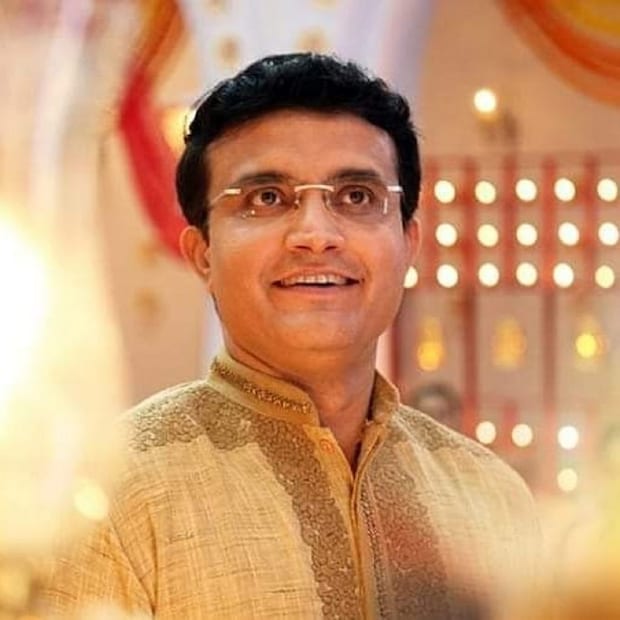 দাদাগিরি মানেই প্রতি এপিসোডে নতুন কিছু। দাদাগিরিতে সৌরভ গঙ্গোপাধ্যায় যেন নতুন চমকের দেওয়ার জন্য সব সময় তৈরি!