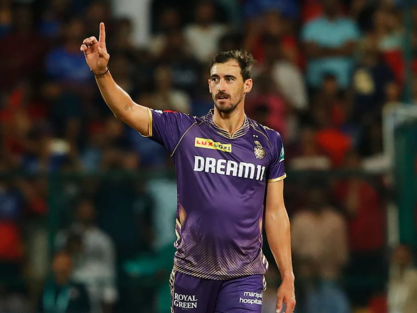 রাজস্থানের বিরুদ্ধে ৪ ওভার বোলিং করে ৫০ রান দিলেন স্টার্ক। কোনও উইকেট পেলেন না। তাঁর এমন পারফরম্যান্সে চটলেন কেকেআর সমর্থকরা।