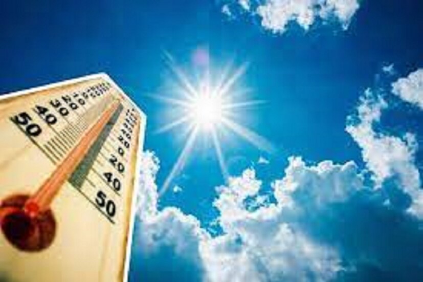 IMD Weather Report-Heatwave Alert: উত্তরে বৃষ্টি চলবে উপরের দিকের পাঁচ জেলায়। উত্তরবঙ্গের নিচের তিন জেলাতেও গরম ও অস্বস্তিকর আবহাওয়া। দার্জিলিং, কালিম্পং, আলিপুরদুয়ার, কোচবিহার ও জলপাইগুড়িতে হালকা ঝোড়ো হাওয়া, সঙ্গে বজ্রবিদ্যুৎ-সহ বৃষ্টি। গরম ও অস্বস্তি মালদহ, উত্তর ও দক্ষিণ দিনাজপুরে।
