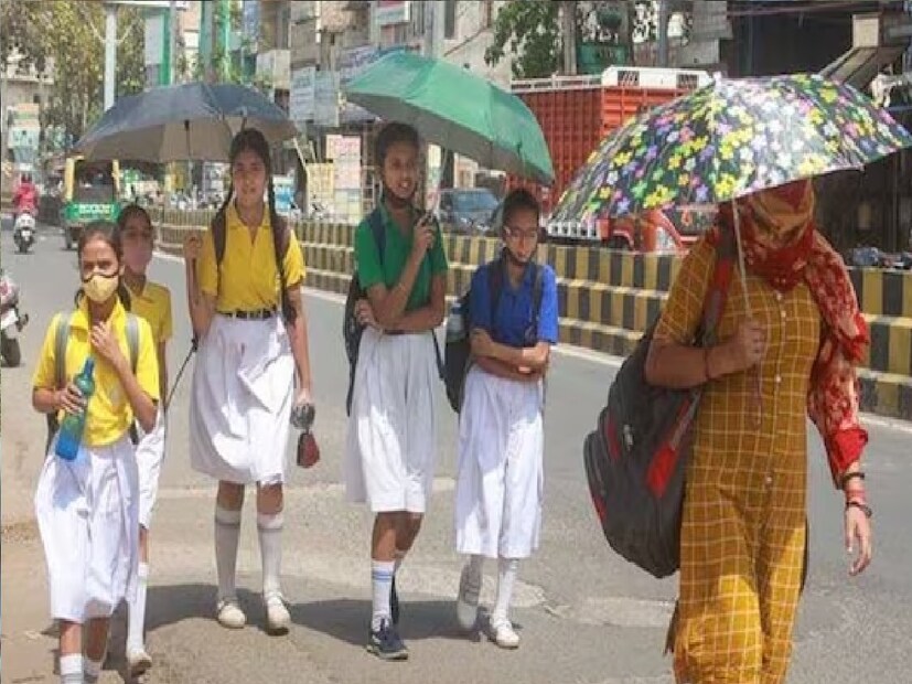 *১৯ এপ্রিল কোচবিহার, আলিপুরদুয়ার, জলপাইগুড়িতে প্রথম পর্যায়ের নির্বাচন। সংগৃহীত ছবি। ২৬ এপ্রিল দার্জিলিং, রায়গঞ্জ, বালুরঘাটে দ্বিতীয় দফার নির্বাচন। সংগৃহীত ছবি।