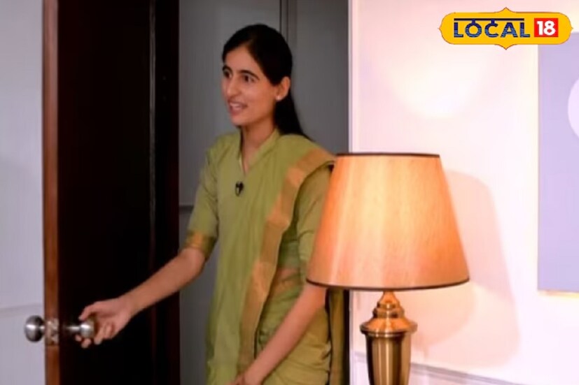 আর এদিকে ষষ্ঠ স্থান অধিকার করেছেন দিল্লির সৃষ্টি দাবাস। আর এই মুহূর্তে দিল্লির এই কন্যেকে নিয়ে শুরু হয়েছে হইচই। এক সাক্ষাৎকারে ইউপিএসসি-তে সফল হওয়ার পথে কঠোর পরিশ্রমের কথা নিজেই জানিয়েছিলেন সৃষ্টি। শুধু পড়াশোনাতেই নয়, শাস্ত্রীয় নৃত্যেও রয়েছে তাঁর দক্ষতা। 