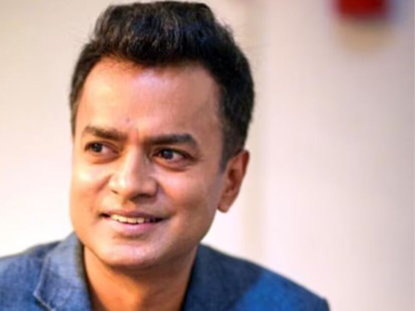 ২০০৭ সালে জি বাংলার পর্দায় শুরু হয়েছিল এই রিয়ালিটি শোটি। জি টিভির আদলে তৈরি এই শোয়ের শুরুতে ২ বছর সঞ্চালনা করেছিলেন দেবজিৎ সাহা (Debjit Saha)। এরপর ২০০৯ থেকে ২০১১ সাল পর্যন্ত ধারাবাহিকটি সঞ্চালনার কাজ করেছেন অভিনেতা সঞ্চালক সাহেব ভট্টাচার্য (Shaheb Bhattacharjee)।