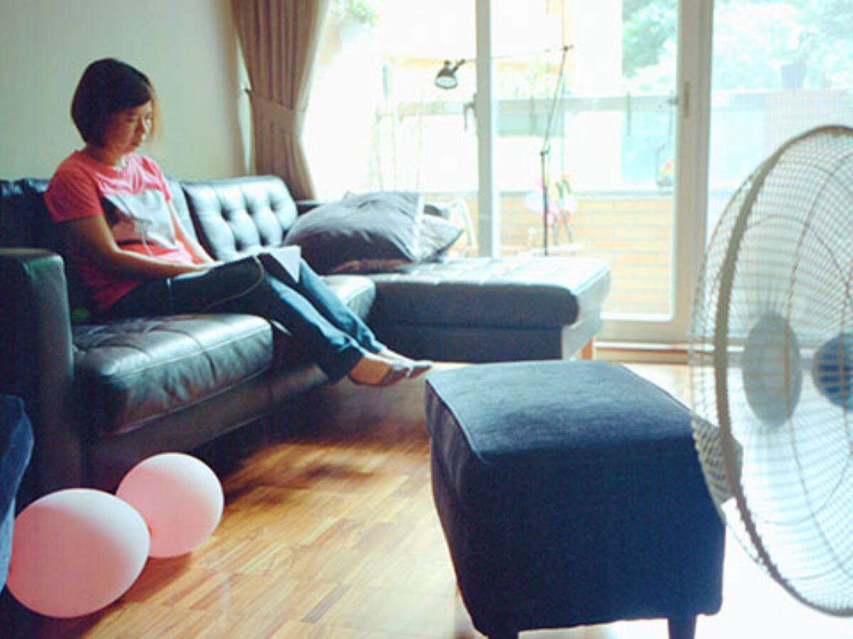 Natural ways to cooling room এসি, কুলার লাগবে না! গরমে তেতেপুড়ে