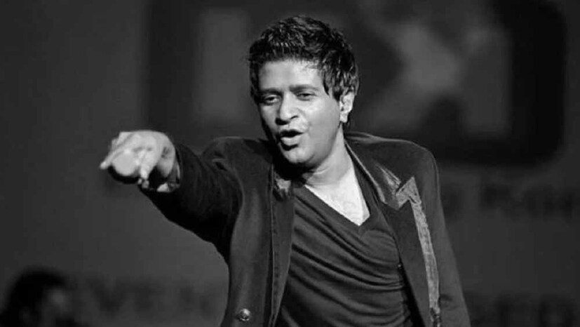 ২০২২ সালেই আচমকা ঘটে বিরাট অঘটন৷ ৩১ মে, ২০২২-এ  কলকাতায় কনসার্টে এসে আচমকা অসুস্থ হয়ে পড়েন অভিনেতা৷ তড়িঘড়ি তাঁকে হাসপাতালে ভর্তি করা হয়। তারপর চিকিৎসকরা তাঁকে মৃত ঘোষণা করেন। হৃদরোগে আক্রান্ত হয়ে শেষ নিঃশ্বাস ত্যাগ করেন কেকে ৷ 