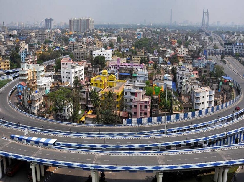 কলকাতা পশ্চিমবঙ্গের রাজধানী ও বৃহত্তম শহর এবং ভারতের সাংস্কৃতিক রাজধানী। কলকাতা শহরটি হুগলি নদীর পূর্ব পাড়ে অবস্থিত। এই শহর পূর্ব ভারতের শিক্ষা, অর্থনীতি ও সংস্কৃতির প্রধান কেন্দ্র। 