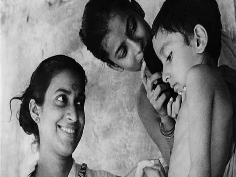সত্যজিৎ রায়ের ‘পথের পাঁচালী’-কেই ভারতীয় সিনেমার ইতিহাসে এখনও পর্যন্ত সেরা ছবি বলে চিহ্নিত করেছেন মতদাতারা। এর পরেই রয়েছে ঋত্বিক ঘটকের ‘মেঘে ঢাকা তারা’ এবং মৃণাল সেনের ‘ভূবন সোম’।