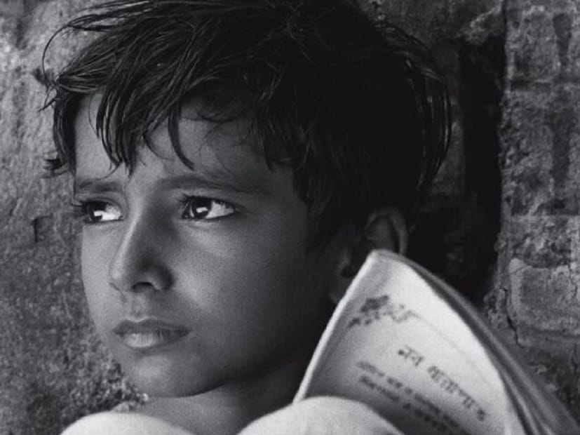 বাঙালিয়ানার মুকুটে নতুন পালক। কিংবদন্তি সিনেমাকে সম্মানিত করে ইন্টারন্যাশানাল ফেডারেশন অফ ফিল্ম ক্রিটিক। ২০২২ সালে এই সম্মান প্রদান করা হয়।