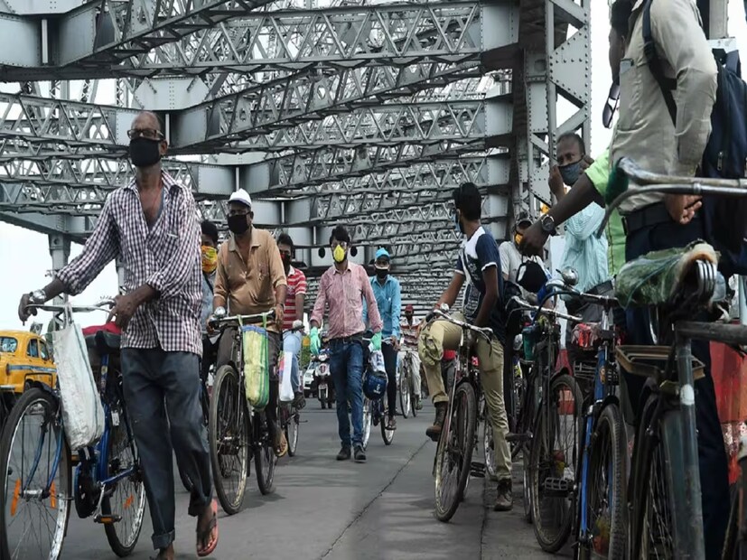 যানবাহনের মধ্যে সাইকেল হল এমন একটি যান, আপনি খুব সহজেই স্বল্প খরচায় কিনতে পারবেন। সাইকেল চালিয়ে পৌঁছাতে পারবেন বহু জায়গায়। ভারতে এমন একটি রাজ্যও আছে যেখানে সাইকেল চালিয়ে আপনি পৌঁছে যেতে পারবেন, অফিস, স্কুল, কলেজ এমনকি হাট বাজারেও।