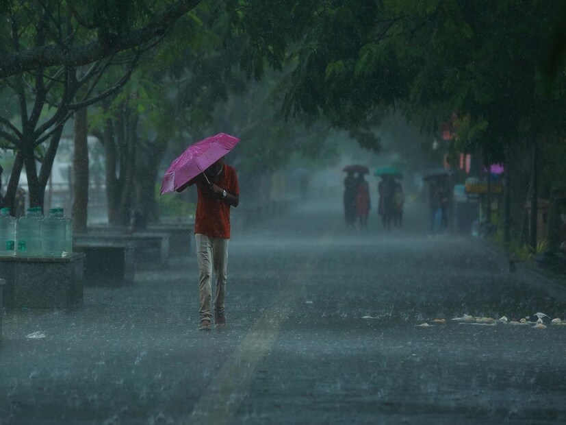 আবহাওয়া দফতর বলছে ২রা মে পর্যন্ত চলবে তাপপ্রবাহ! পুরুলিয়া, বাঁকুড়া, পূর্ব বর্ধমান, পশ্চিম মেদিনীপুর, ঝাড়গ্রাম, পশ্চিম বর্ধমান, বীরভূম, মুর্শিদাবাদ এই আট জেলায় থাকছে তীব্র তাপপ্রবাহে সতর্কতা!photo source collected 