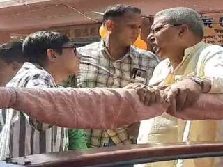 কাঞ্চনকে নামিয়ে দিলেন কল্যাণ