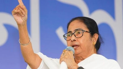 চাকরিহারাদের পাশে থাকার বার্তা মমতার৷ চাকরিহারাদের পাশে থাকার বার্তা মমতার৷