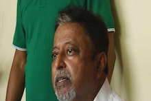 কাঁচরাপাড়া থেকে সোজা হাসপাতাল, ভোটের মুখেই মুকুল রায়কে ঘিরে বড় শোরগোল! কী ঘটল?