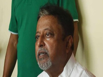 অসুস্থ মুকুল রায়
