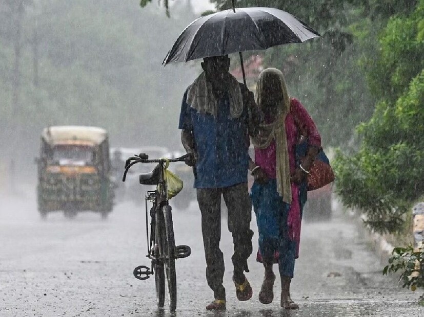 আবহাওয়া দফতর সূত্রের খবর, রবিবার অর্থাৎ আগামী ৫ মে থেকে বৃষ্টি শুরু হওয়ার প্রবল সম্ভাবনা রয়েছে দক্ষিণবঙ্গে৷ 