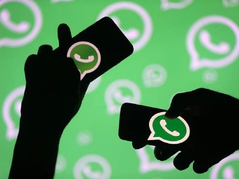 WhatsApp ওয়েবে একটি নতুন নোট ফিচার নিয়েও কাজ চলছে। ইউজাররা এই ফিচারের সাহায্যে সহজেই পরিচিতর সঙ্গে নোট যোগ করতে পারবেন। অ্যান্ড্রয়েড সংস্করণ 2.24.9.12 আপডেটে এই ফিচার দেখা গিয়েছে। WhatsApp বিশেষ করে বিজনেস পোর্টফোলিও ইউজারদের জন্য এই ফিচারটি পরীক্ষা করছে।