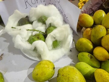 এ যেন আম নয়, হিরের টুকরো! নবাবি আমের বাজরদর কেনই বা এত বেশি?