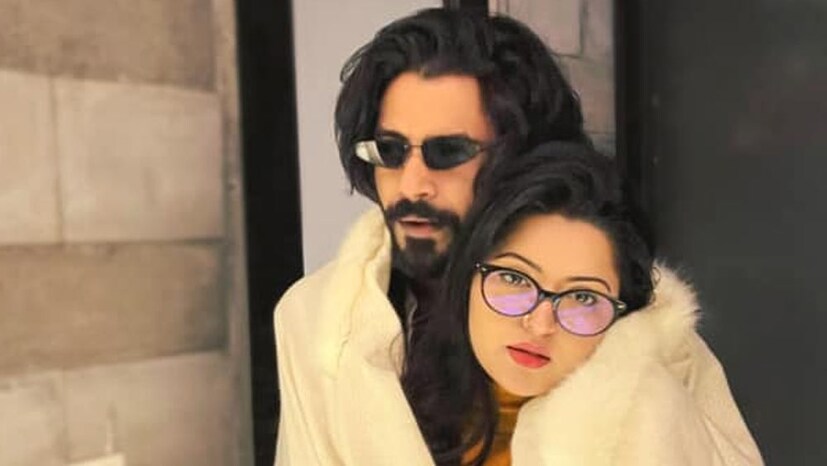 এবার মেয়ের মা হলেন পরীমণি। বাংলাদেশের জনপ্রিয় অভিনেত্রীর ঘরে নতুন সদস্য। ছেলের মা এবার মেয়েরও মা। বাংলাদেশের নায়ক শরিফুল রাজের সঙ্গে বিবাহবিচ্ছেদের থেকে ভাঙা ঘর জোড়া লাগানোর চেষ্টা করে চলেছেন নায়িকা। সেই প্রচেষ্টার নতুন ফসল।