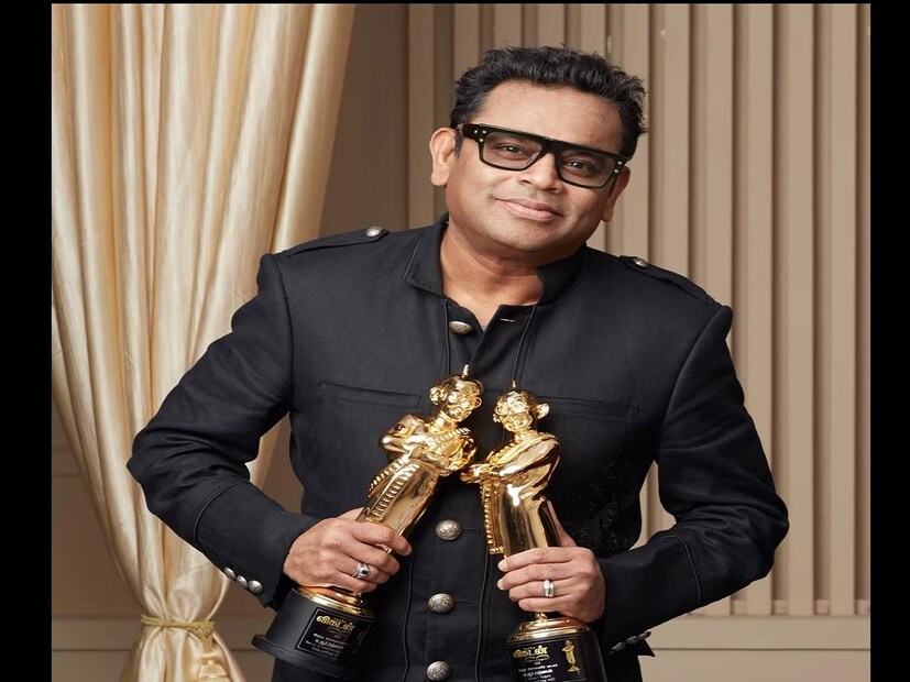 ‘১২ বছরেই আমার অনেক প্রশ্ন ছিল...'ছোটবেলায় গানে অনেক প্রেমে ছিলাম, সেই সময়ের কথা মনে পড়ছে। রহমান শেয়ার করেছেন, 'আমার অনেক প্রশ্ন ছিল। আমি কলেজে যাইনি তাই মনে হত আমি কিছু মিস করে যাচ্ছি। আমার বয়স যখন ১২ বছর, আমি তাদের ৪০ এবং ৫০-র দশকের লোকদের সঙ্গে দেখা করতাম। আমার একঘেয়েমি আমাকে আরও অনেক কিছু শুনতে, অন্যদিকে কী ছিল তা জানতে চালিত করেছিল। সেটা ছিল চমৎকার, সেখানে অনেক কিছু ছিল।’’ Photo- File