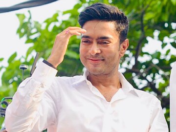 অক্ষয় তৃতীয়ার দিন মনোনয়ন জমা দেবেন অভিষেক বন্দ্যোপাধ্যায় (Photo Courtesy: Abhishek Banerjee/Facebook Page)