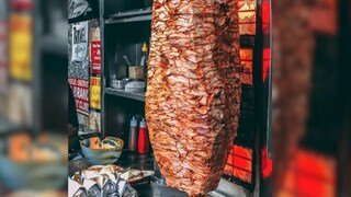 রাস্তার ধারের ফুড স্টল থেকে ‘চিকেন শাওয়ারমা’ খেয়ে মৃত্যু ১৯ বছরের যুবকের ! গ্রেফতার ২ বিক্রেতা (Representative Image)