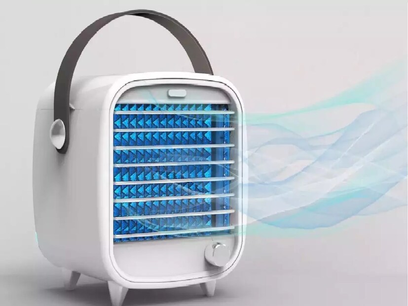 *Havells Fresco-i 24L Personal Air Cooler: অনায়াসে জল নিষ্কাশন এবং আর্দ্রতা নিয়ন্ত্রণের জন্য অটো ড্রেনের মতো অত্যাধুনিক প্রযুক্তি ব্যবহার করা হয়েছে। দেওয়া হয়েছে ডাস্ট ফিল্টার। এটাতেই রিমোট কন্ট্রোল রয়েছে। জল ধরে ২৪ লিটার। বিশেষভাবে আবাসিক উদ্দেশ্যে এই কুলার ডিজাইন করা হয়েছে। সংগৃহীত ছবি।
