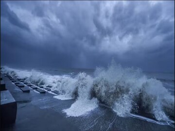 ধেয়ে আসছে ঘূর্ণিঝড় রিমল৷ 