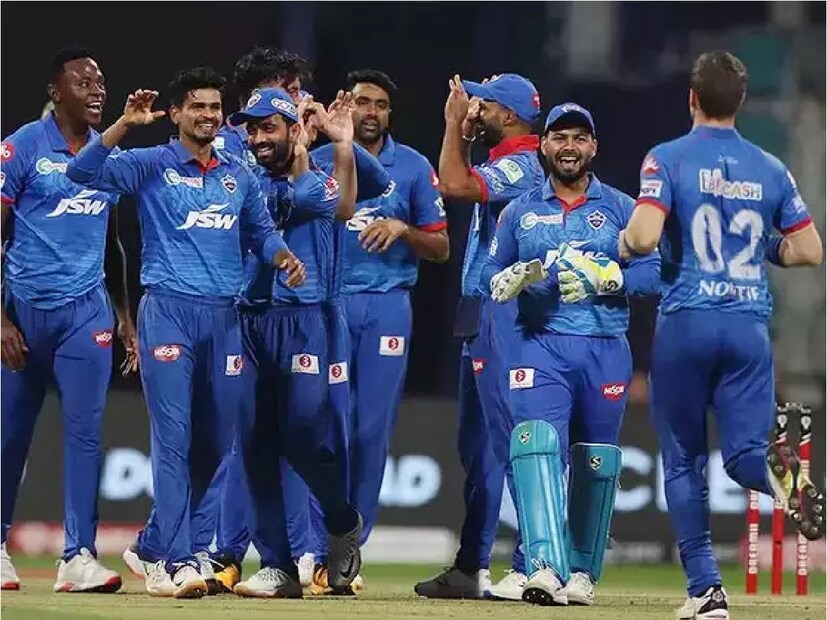 কিন্তু পয়েন্ট তালিকার বাকি দল ১৬ পয়েন্টের বেশি পেতে পারবে না। দিল্লি ক্যাপিটালস ও লখনউ সুপার জায়ান্টসের পয়েন্ট ১২ ম্যাচে ১২। তারা সর্বোচ্চ ১৬ পয়েন্টে শেষ করতে পারবে। রয়্যাল চ্যালেঞ্জার্স বেঙ্গালুরুর পয়েন্ট ১২ ম্যাচে ১০। তারা সর্বোচ্চ ১৪ পয়েন্টে শেষ করতে পারবে।