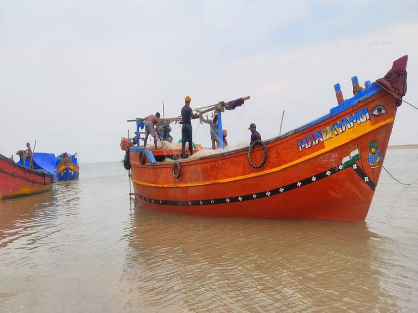 *এ দিকে, দিঘা জুড়ে বাড়ানো হয়েছে নজরদারি। এমনকি দিঘা-ওড়িশা বর্ডারে চলছে কড়া নজরদারি। প্রশাসনের এই হোটেল বন্ধ রাখার নির্দেশ ২৫ মে পর্যন্ত। তারপর আবার দিঘা স্বাভাবিক ছন্দে ফিরবে। ফাইল ছবি।
