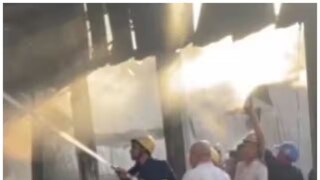 গেমিং জোনে ভয়াবহ আগুন! গুজরাতের রাজকোটে মৃত অন্তত ১৩, শিশুদের আটকে থাকার আশঙ্কা