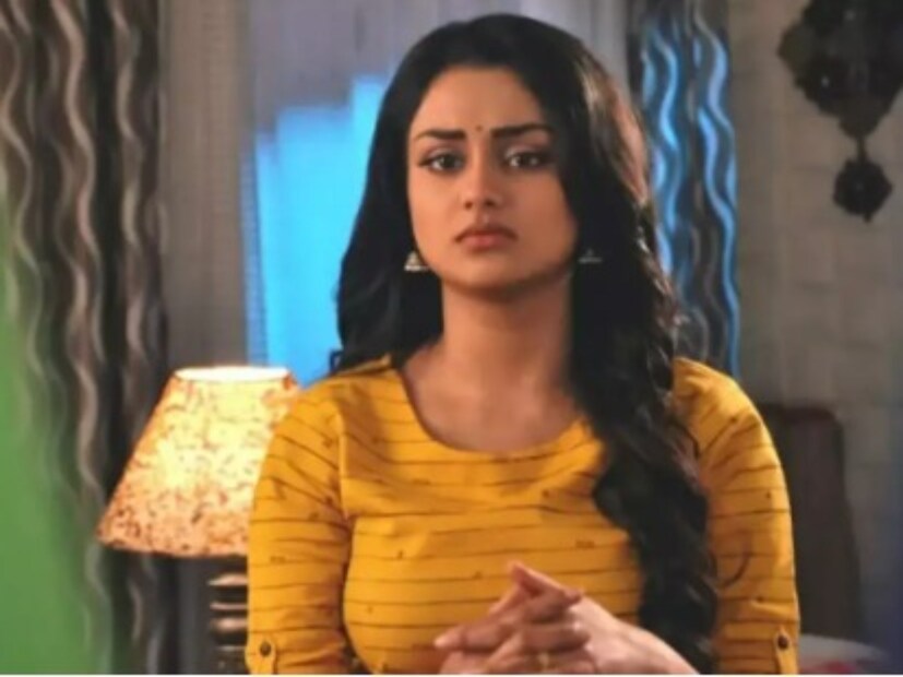 বিনোদন জগতে ফের খারাপ খবর৷ টেলিভিশনের জনপ্রিয় অভিনেত্রী অনুমিতা দত্ত  চরম বিপাকে পড়লেন ডোমজুড়ে গিয়ে৷ 'সাথী' সিরিয়ালে বৃষ্টির চরিত্রে অভিনয় করছেন অনুমিতা৷ এবার ডোমজুড়ে গিয়েই দুস্কৃতীদের হামলার মুখে পড়েছেন বলে অভিযোগ উঠেছে৷