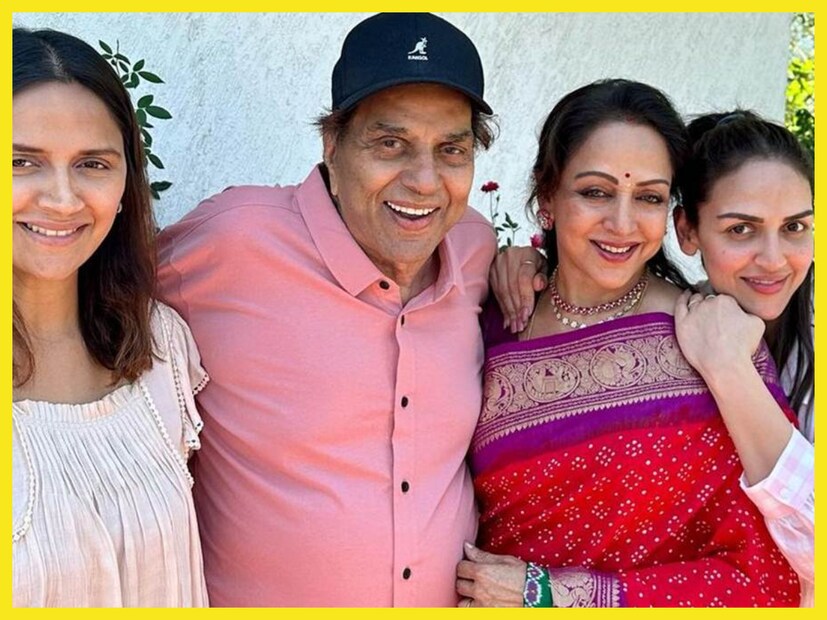 পরে ধর্মেন্দ্র ও হেমা মালিনীর জীবনে সমস্যা আসে, যখন সন্তানেরা মানতে বাধ্য ছিলেন না বাবা-মায়ের আবার বিয়ের বিষয়টি ৷ কেননা আগেই প্রকাশ কৌরের সঙ্গে বিবাহিত জীবনে ছিলেন ৷ ফাইল ছবি ৷