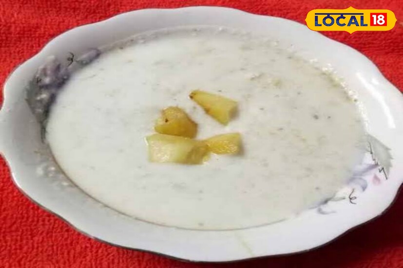 *রায়তা তাড়াতাড়ি পরিবেশন করতে হবে। নাহলে স্বাদ পরিবর্তন হয়ে যেতে পারে, তাই বানানোর পরে বেশি দেরী না করাই ভাল পরিবেশনের ক্ষেত্রে। তাহলে আর দেরি কিসের বাড়িতেই বানিয়ে ফেলুন এই রায়তা।