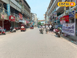 বনধের কারণে সমস্ত দোকান বন্ধ বাজারে