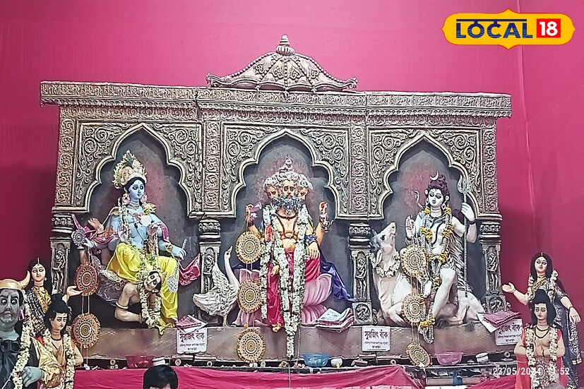 সৃষ্টিকর্তা ব্রহ্মার আরাধনায় ২৫ থেকে ৩০ টি গ্রামের মানুষ! জুজারসাহা কুলডাঙ্গা বাজারে ব্রহ্মা পুজো। 