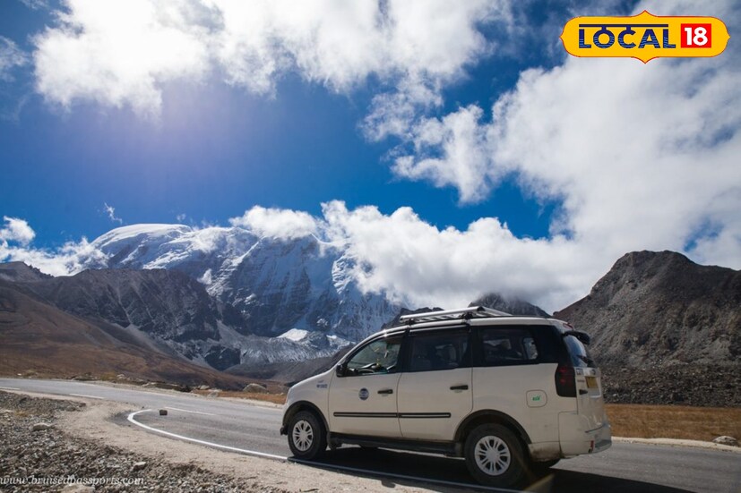 *কোনও গাড়িচালক নির্দিষ্ট ভাড়ার চেয়ে বেশি চাইলে পর্যটকরা অভিযোগ দায়ের করতে পারবেন। এর জন্য 9434182178 (পর্যটন দফতর), 7908081127 (পুলিশ চেক পোস্ট) এবং 9434126851 (পরিবহণ দফতর) নম্বরে ফোন করতে পারবেন পর্যটকরা।